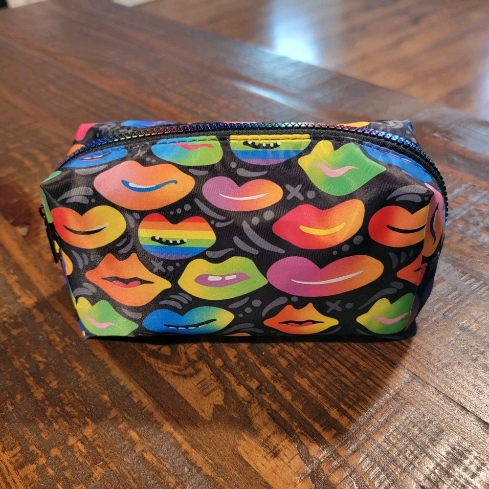 Jason Naylor Zip Rainbow Colorful Kisses Lips Cosmetic Pencil Travel Bag NWOT